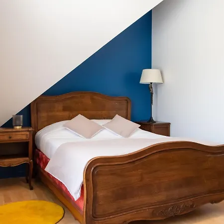 Les D'halatte 3* Fleurines