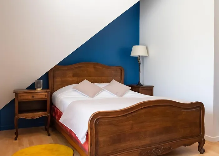 Les D'halatte 3* Fleurines