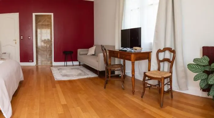 Les D'halatte 3* Fleurines